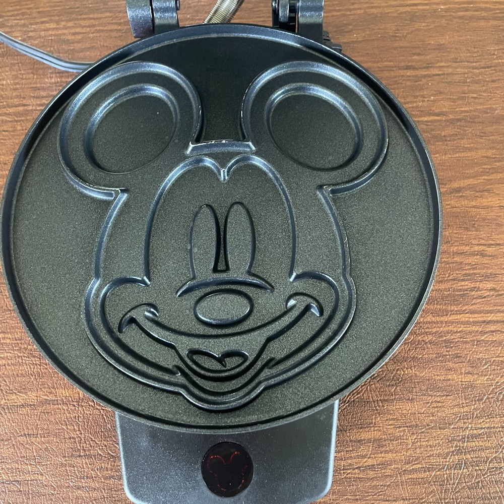 Mickey Mouse Waffle Maker
